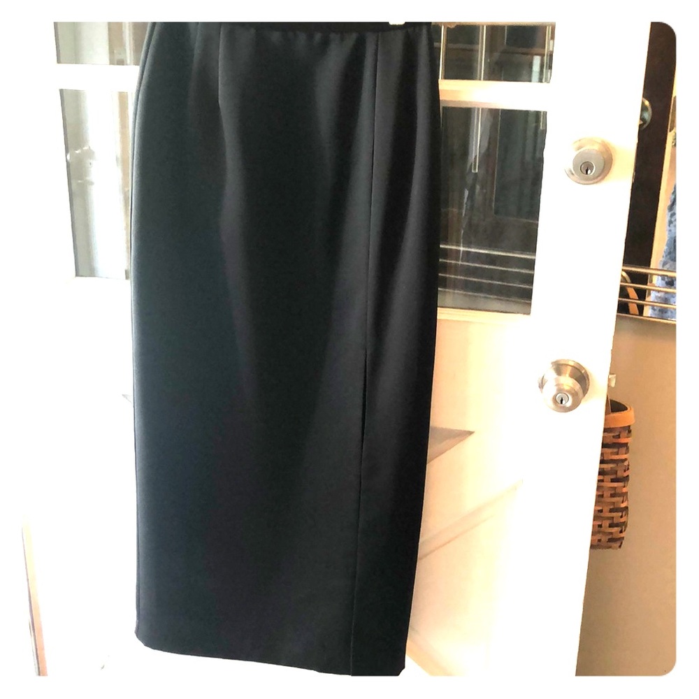 Satin long side slit skirt worn 2x beautiful lines